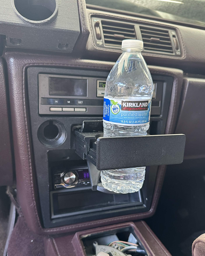 *NEW* MX73 Toyota Cressida Ashtray Cup Holder