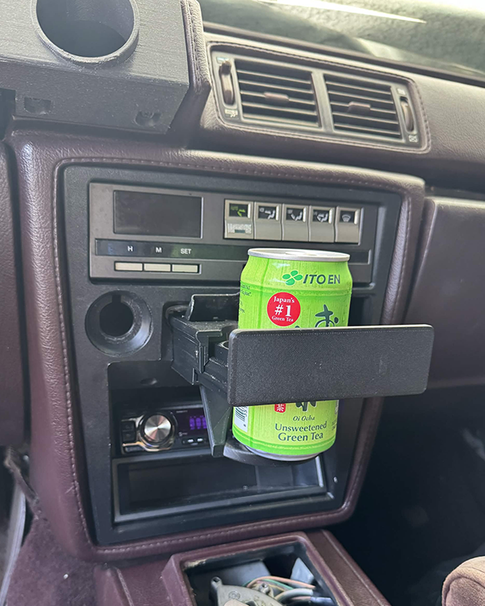 *NEW* MX73 Toyota Cressida Ashtray Cup Holder
